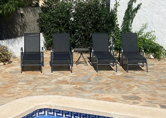 Villa Rhoda With Private Pool